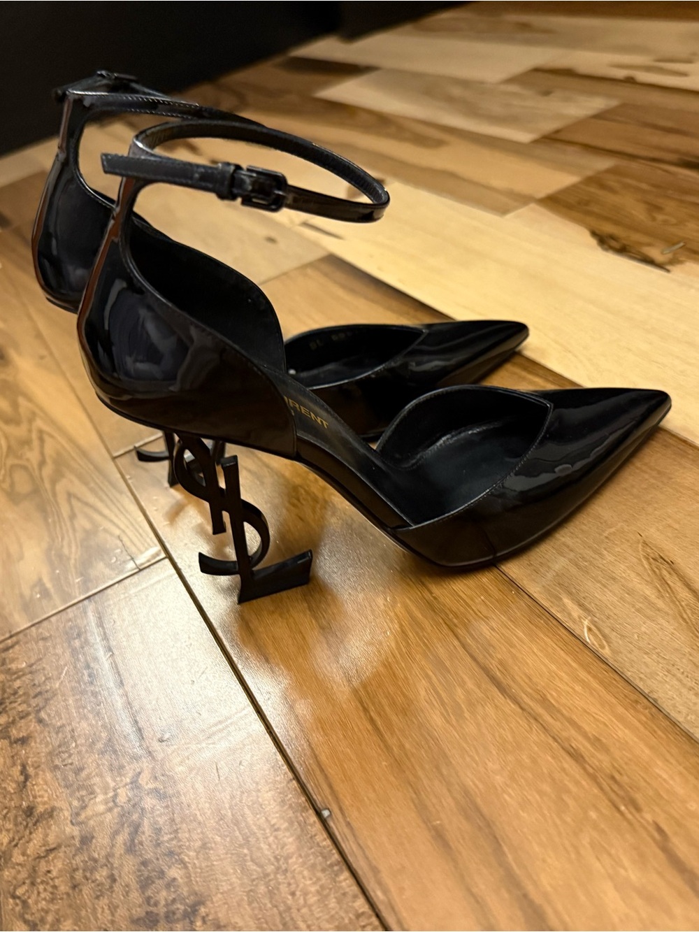 Saint Laurent Black Patent Leather Pointed Ankle-Strap Pumps - Picture 4 of 8